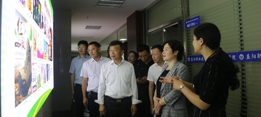 副市長黃東紅調研益陽職業技術學院中南電商學院，推動益陽電商教育創新發展